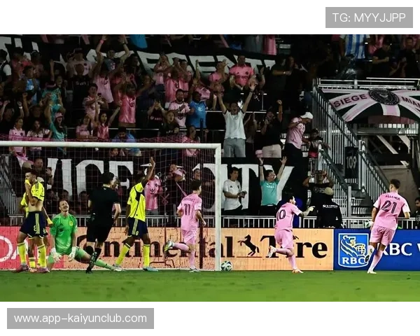 梅西两球两助,带队强势反弹 梅西两球两助,带队强势反弹